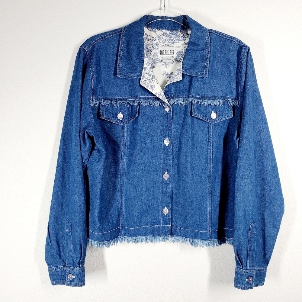 BOBBIE BEE PEARL BUTTON FRONT JACKET